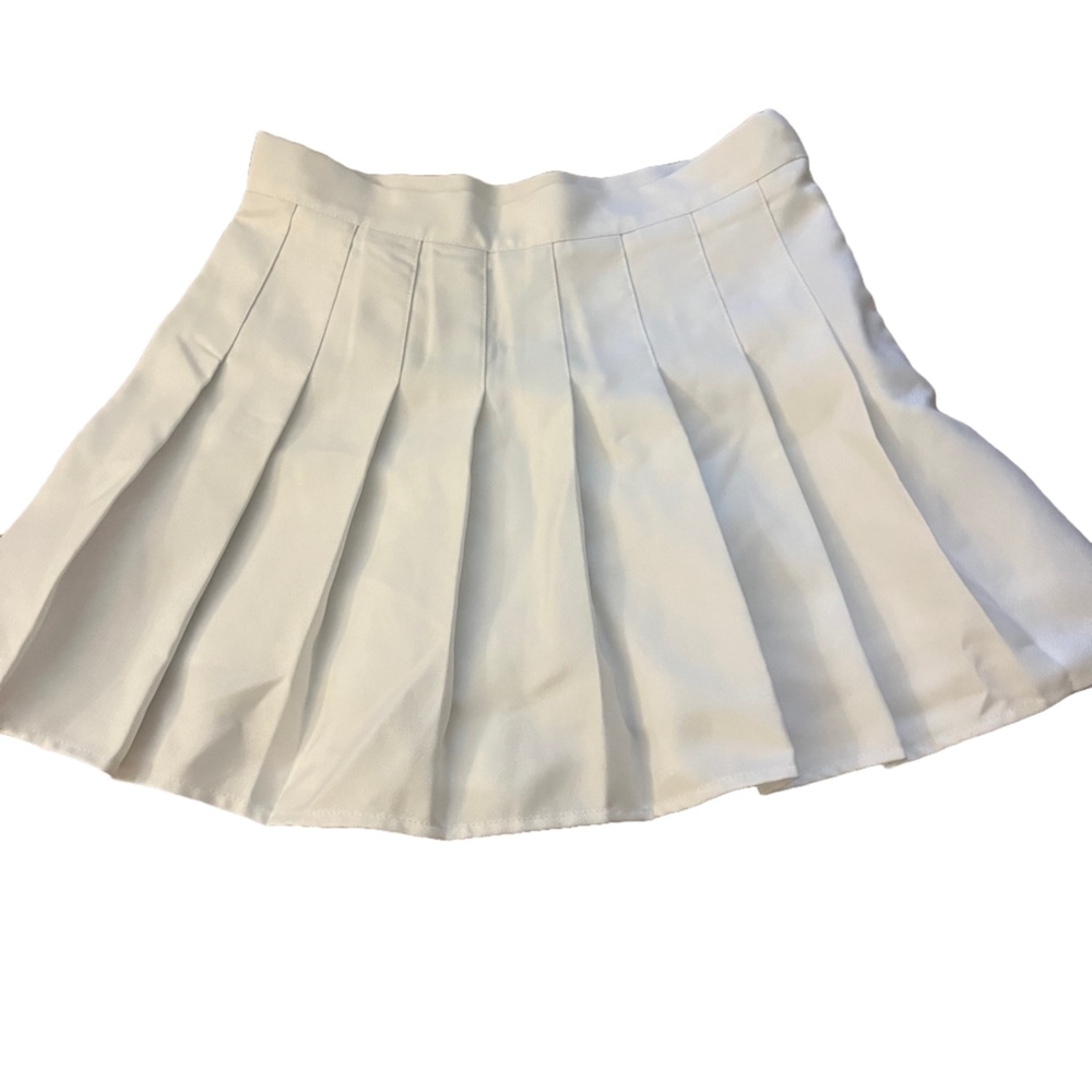 White tennis skirt